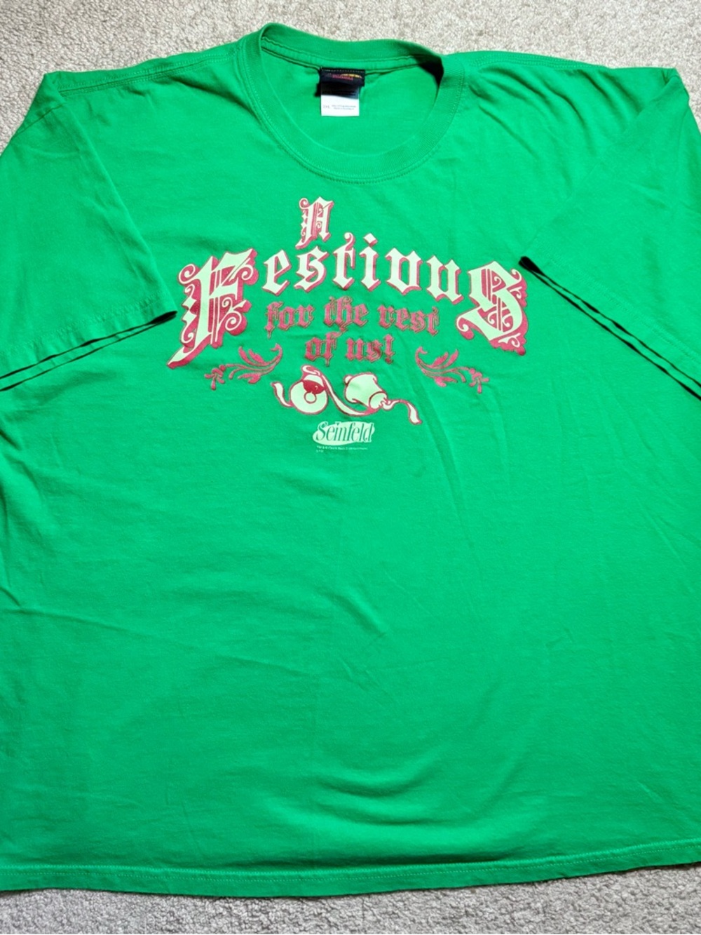 Seinfeld Festivus Christmas t-shirt 2XL Ripple Junction 2010